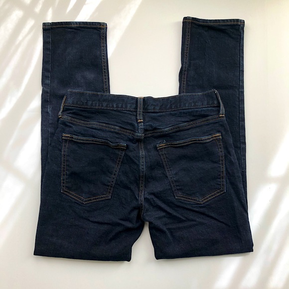 MENS Old Navy Slim Built-In-Flex Jeans (30X30) - Picture 3 of 3